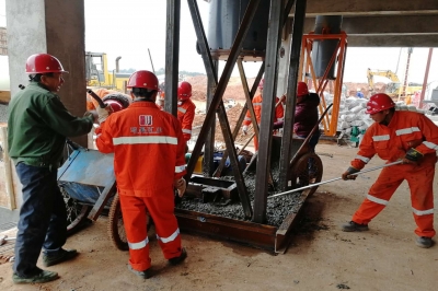 誰是新時代最可愛的人？——向不畏嚴(yán)寒、浴血奮戰(zhàn)在一線的遂川堅基人致敬！