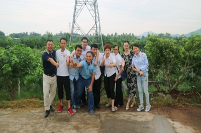 堅(jiān)基地產(chǎn)丨姹紫嫣紅，快樂野炊