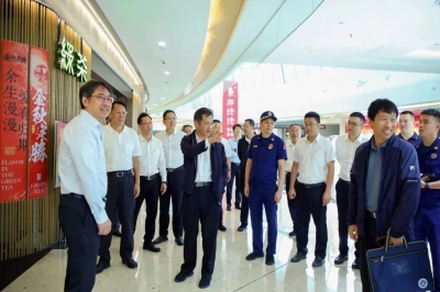 廣東省應急管理廳黨委書記、廳長王再華一行蒞臨河源市商業中心調研安全生產工作